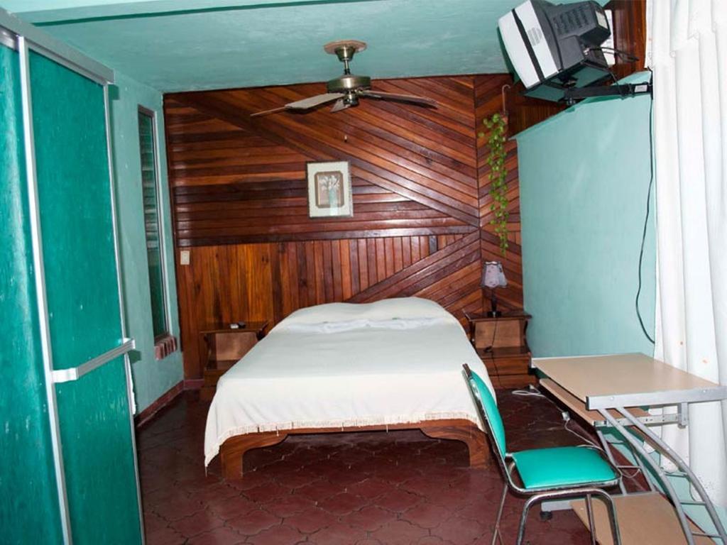 Hotel Jackie'S House Puntarenas Phòng bức ảnh