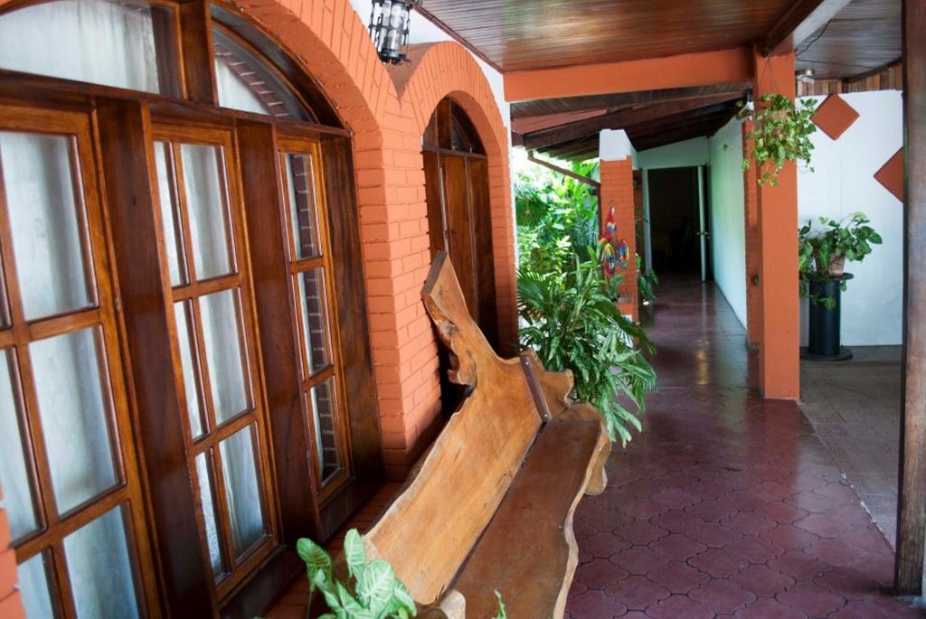 Hotel Jackie'S House Puntarenas Ngoại thất bức ảnh