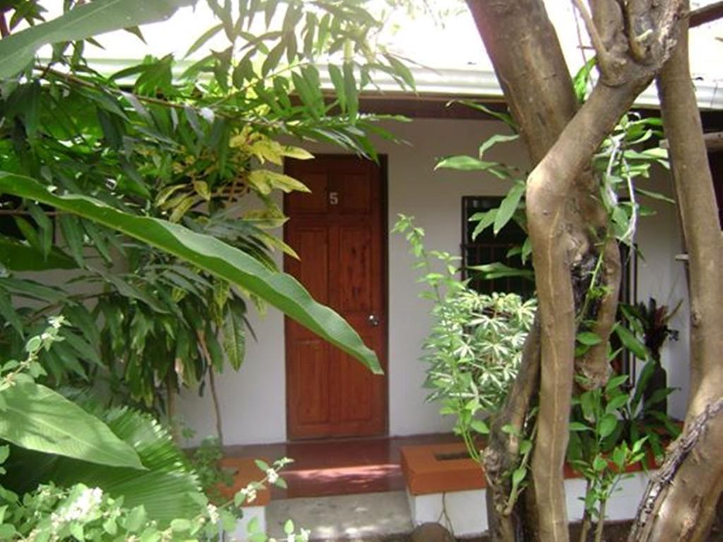 Hotel Jackie'S House Puntarenas Ngoại thất bức ảnh