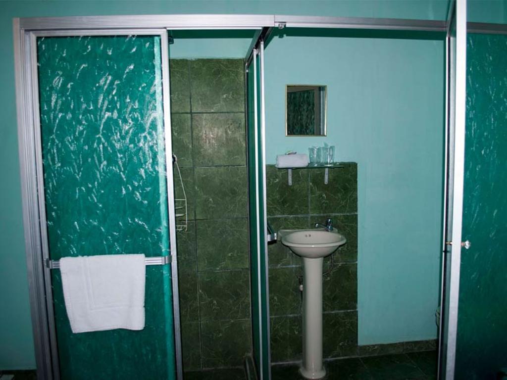 Hotel Jackie'S House Puntarenas Phòng bức ảnh