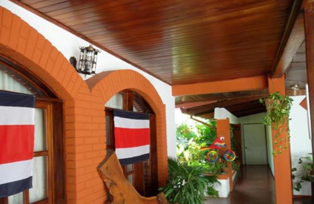 Hotel Jackie'S House Puntarenas Ngoại thất bức ảnh